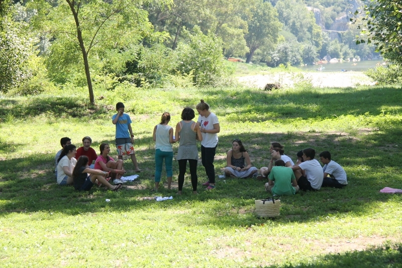 Village Camps International Summer Camp Ard&egrave;che, France 2019-07-26 https://www.villagecamps.com/journals_admin/images/925-28-17-07-2014 a (53) (800x533).jpg